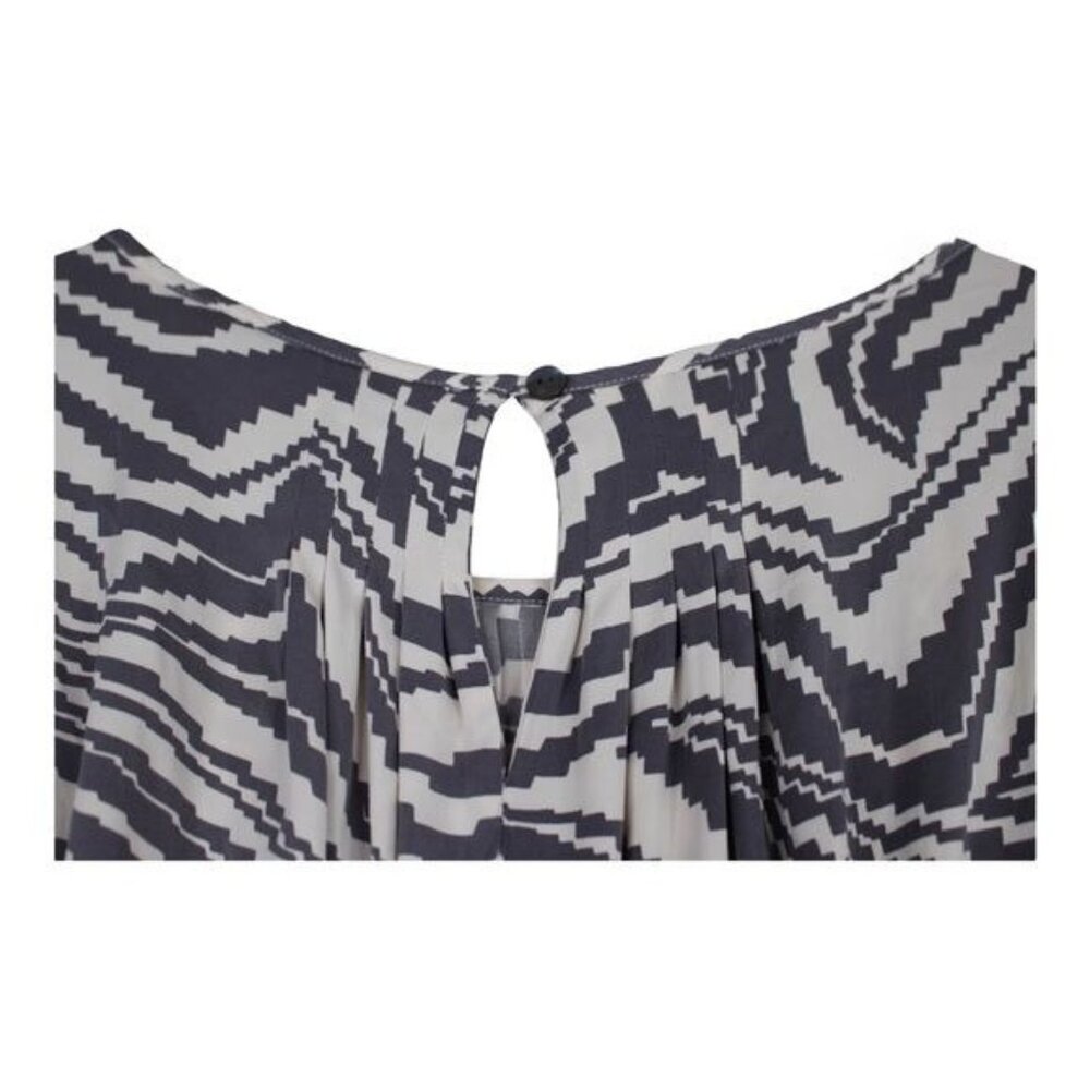Trina Turk Women Zebra Dress Silk Size 2 Gray Cream Short Sleeve Shift Belted - Picture 5 of 12